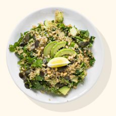Quinoa and avocado salad with lemon